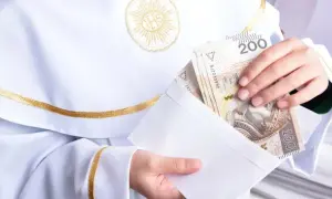 Ile na wesele z noclegiem? Sprawdź, ile dać do koperty, aby nie przepłacić